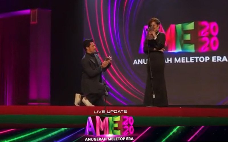 Kamal Adli lamar Uqasha di hadapan penonton AME2020