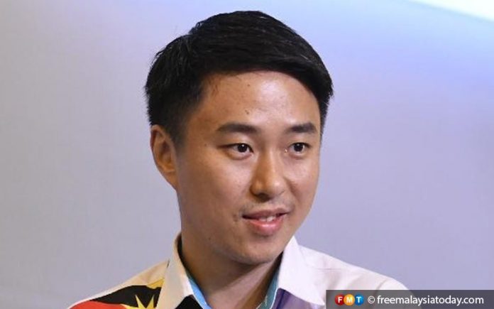PKR Sarawak tolak peletakan jawatan Larry Sng