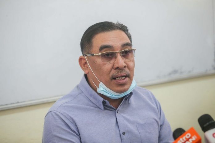 150,000 students nationwide to receive electronic devices to enable online learning, Dewan Negara told