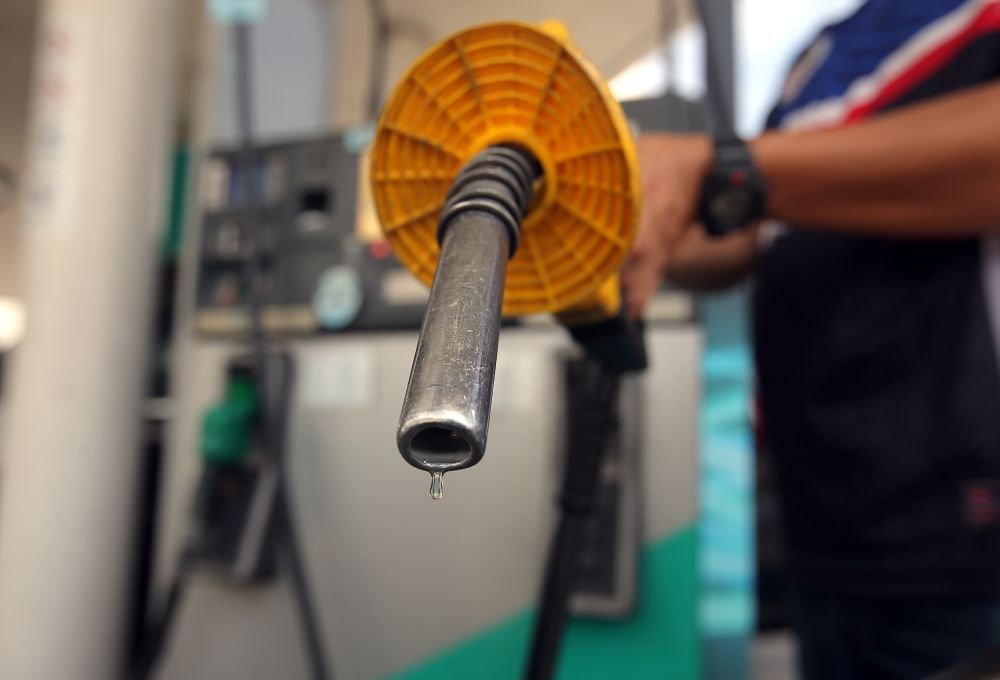 RON95, RON97 petrol and diesel prices up three sen ...