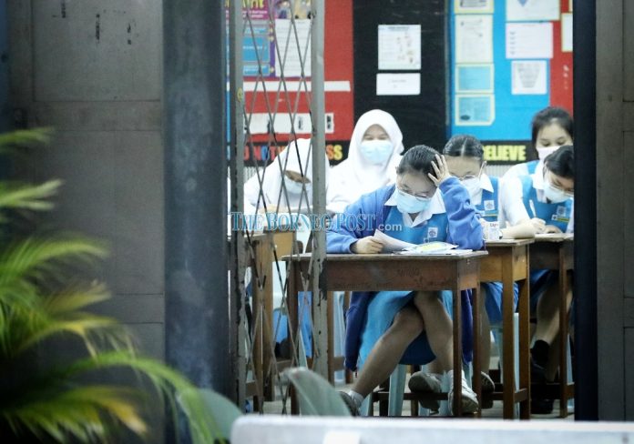 SPM 2020: 35,312 students across Sarawak sitting for examination while observing strict SOP