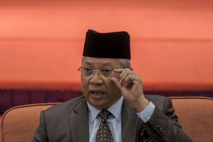 Free WiFi at DBKL PPRs being considered, says Annuar Musa