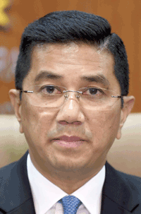 Azmin: Immunisation Programme reflects PN govt’s concern for rakyat