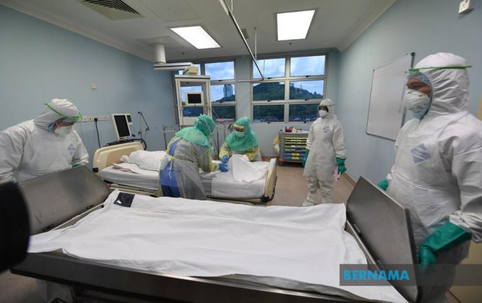MOH mulls delegating powers to private doctors to handle Covid-19 patients