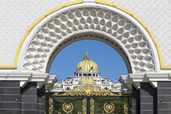 Members of special independent committee to advise Agong on Emergency revealed
