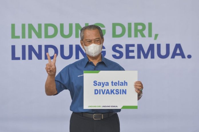 PM Muhyiddin says taking Covid-19 vaccine jab a pleasant experience