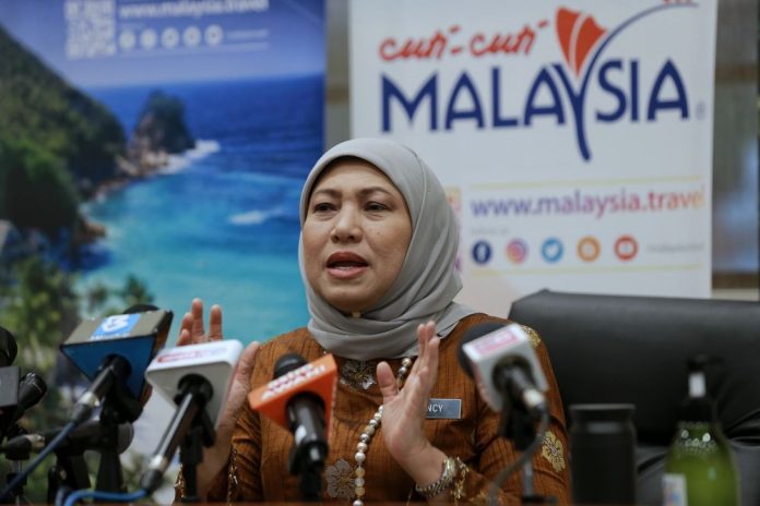 Minister: Tourism Ministry hopes for new approach to curb spread of Covid-19 other than prohibiting cross-state travel