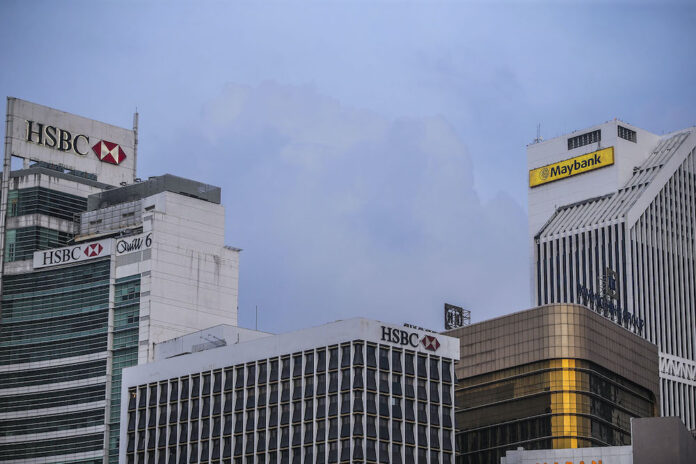 Anwar: Is Perikatan govt protecting the privileged and leaving the vulnerable to bear the brunt of Covid-19’s economic fallout?