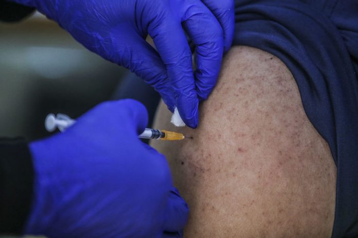 Covid-19 vaccination: Police report lodged over claim Kelantan State Secretary’s Office staff jumped queue