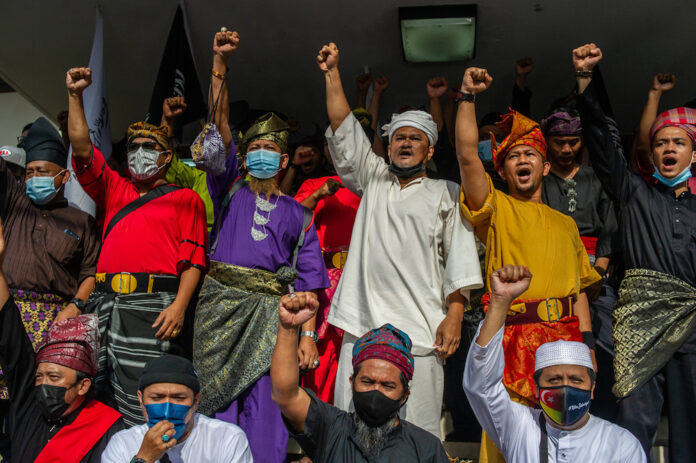 Don’t vilify Christians over ‘Allah’ ruling, groups say