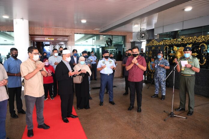 PM Muhyiddin leaves for official visit to Mecca today