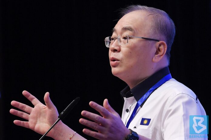 MCA to remain with BN for GE15 – Wee Ka Siong