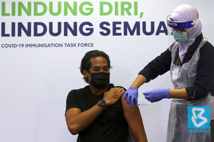 ‘Govt will consider vaccine third dose as booster next year’