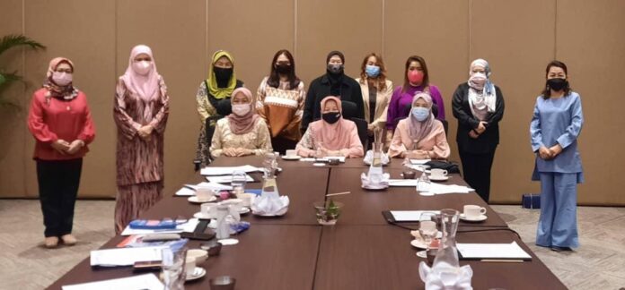 Sabah single mothers need more support