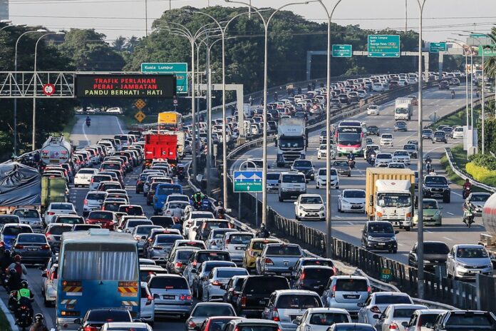 Ismail Sabri: Government mulling inter-state travel between Covid-19 green zones