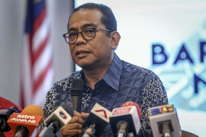 Khaled Nordin: Umno’s plan to sever ties with Bersatu for GE15 does not mean unity of the ummah neglected