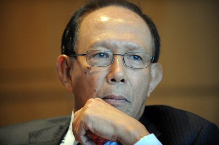 Put aside leaders with criminal charges to move forward, Musa Hitam urges Umno