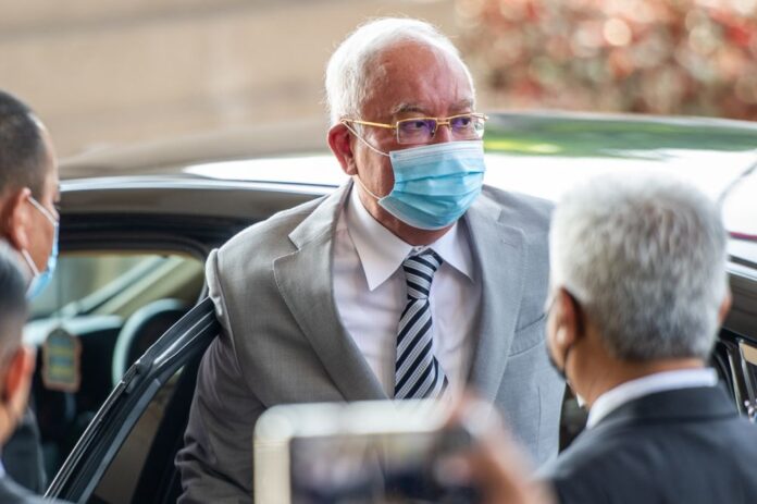 Najib seeks bank documents for his 1MDB case