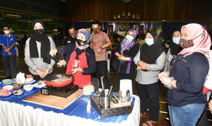 Simunjan heritage recipes to be compiled into a book