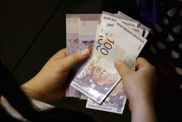 In Kuantan, love-struck woman wipes out RM418,400 of mum’s savings to give to lover in online scam