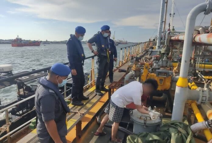 Tanker with RM1.8 mln diesel detained in Labuan