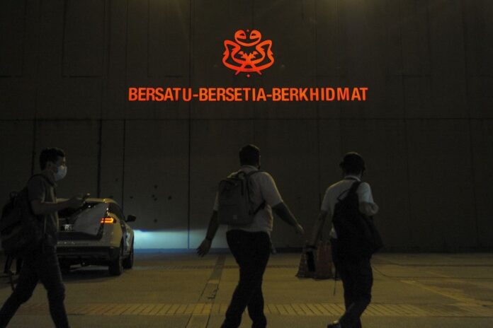 Umno’s weekend AGM will not be a wild affair