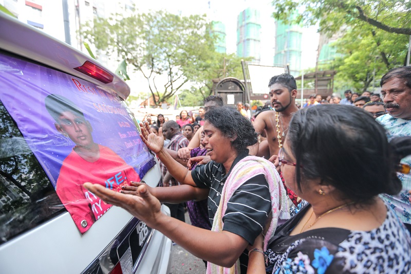 Report: Mother of teen killed by falling chair from PPR to sue DBKL for negligence