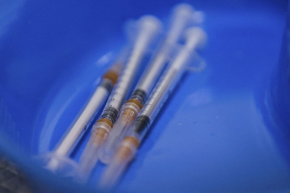 Covid-19 vaccination: Malaysians residing in Thailand advised to register with embassy