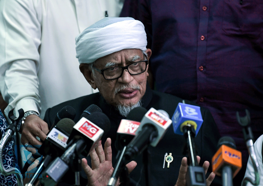 Hadi: Those who oppose Emergency are worse than religious extremists