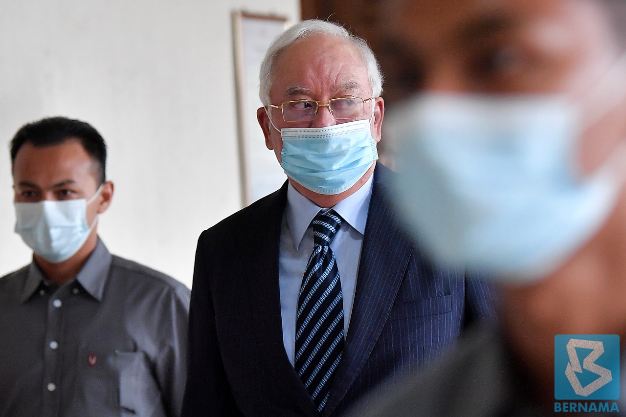 No proof Najib directed transfer of RM42 mln SRC funds to his accounts, says lawyer