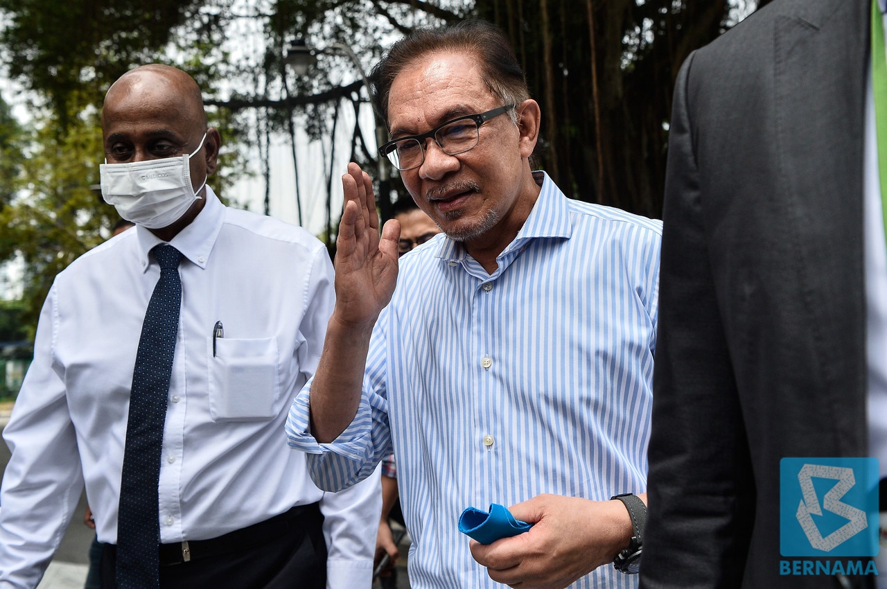 Audio clip: Anwar gives statement at Bukit Aman