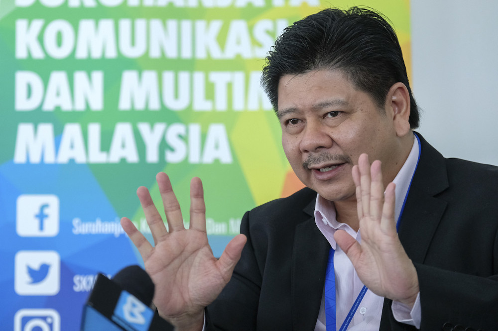 Over 5,000 have registered for Covid-19 jabs at community internet centres, says MCMC chairman