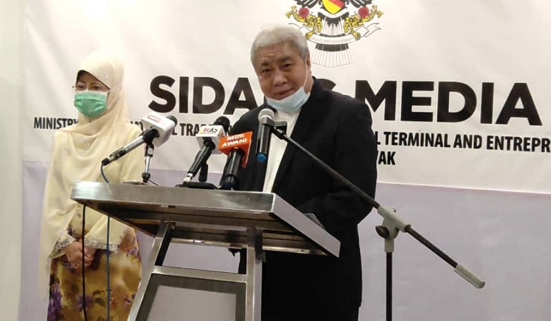 Sarawak DCM confirms contacted by police for not wearing face mask during Matu visit