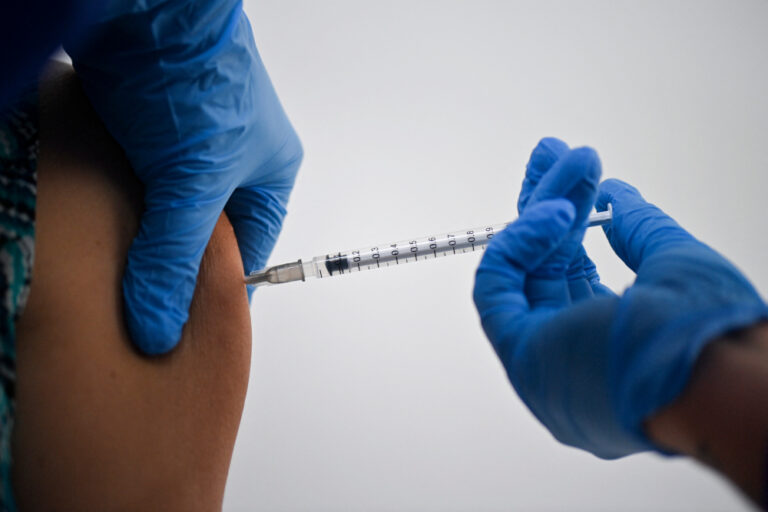 Covid-19 jabs in Sibu postponed due to pending vaccine ...