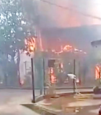 Three families lose home in Putatan fire