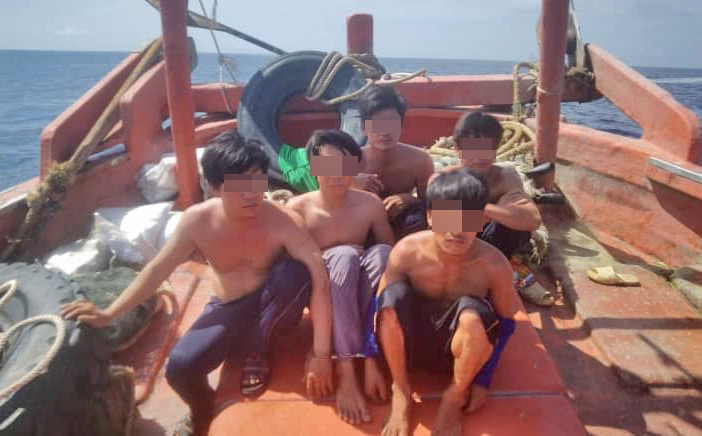 Five Vietnamese detained for illegal fishing