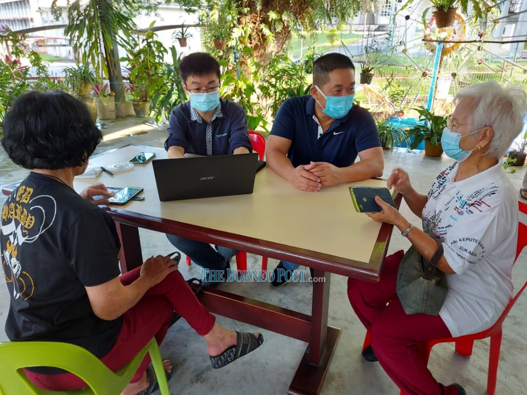 Batu Lintang rep urges SDMC to open more vaccination centres