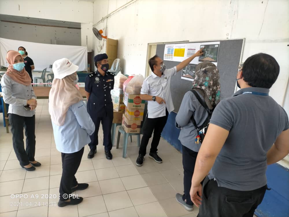 Assemblywoman visits Kg Sileng Dayak under EMCO