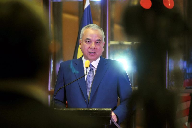 Sikh community numerically small but vital component of Malaysian society, says Sultan Nazrin
