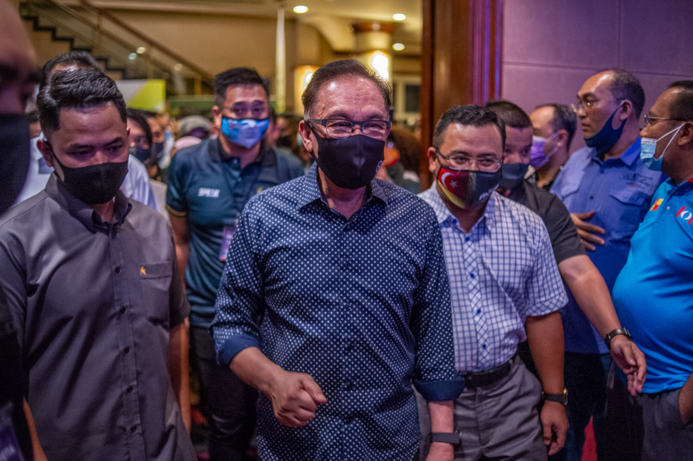 Anwar: Stop using draconian laws to clamp down on free speech
