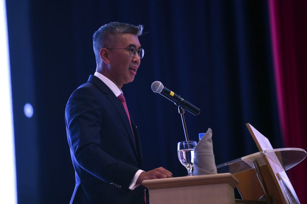 Finance minister: Govt remains committed to fiscal consolidation objective