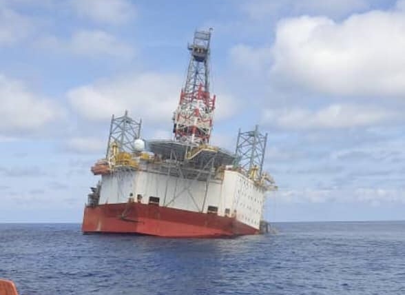 Workers believed rescued from damaged oil rig near Bintulu