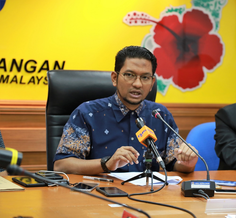 Johor DAP rep: Reconvene Parliament to address public discontent like Parit Raja flash mob protest