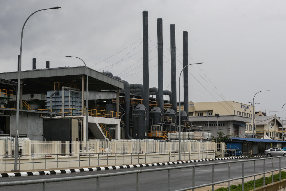 After another shipment seized, Top Gloves reiterates commitment to cooperate with US authorities