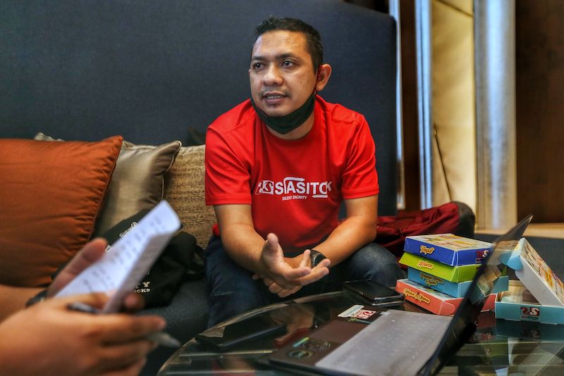 After 10 years, Malaysian Angkasawan programme member Awang Shahrizan is still aiming for space