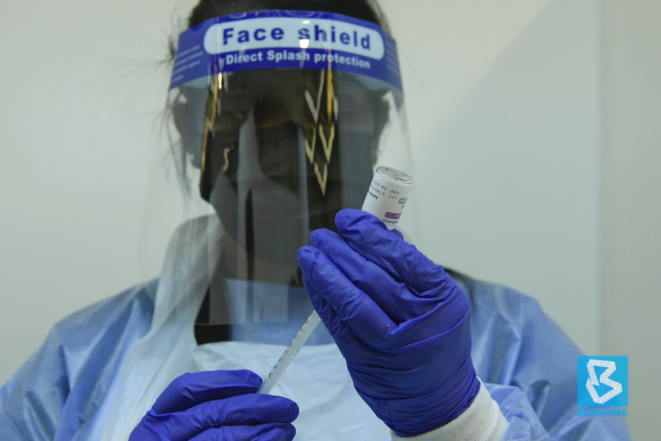 Tiong: Acquiring Covid-19 vaccines not as simple as buying veggies from the market