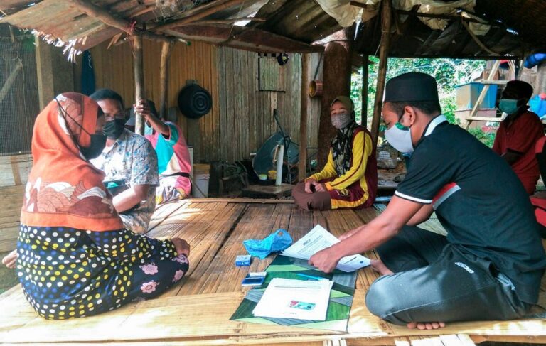 orang asli gua musang