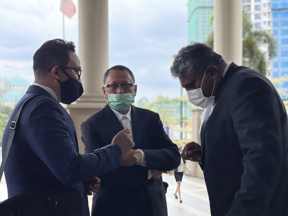 Umno Batu Pahat chief denies involvement in flash mob protest