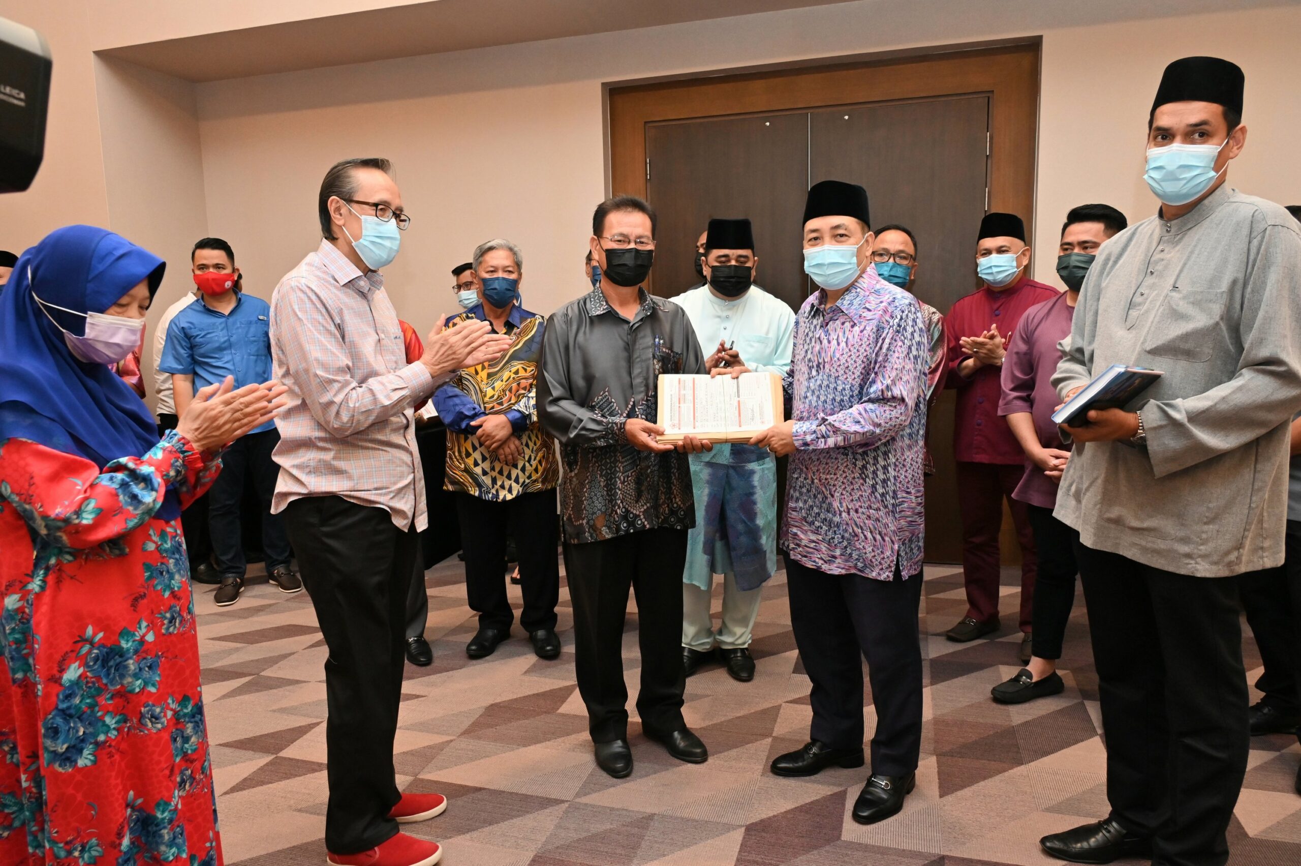 Jaffari and 12,743 join Sabah Bersatu