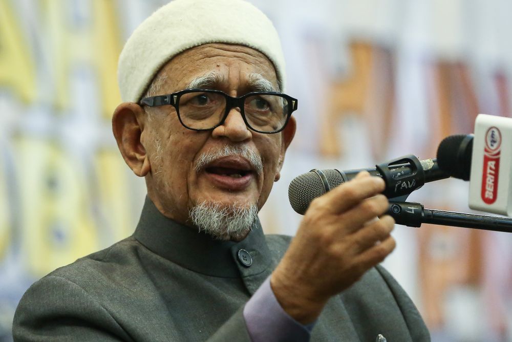 Abdul Hadi urges Muslim countries to help Palestinian cause